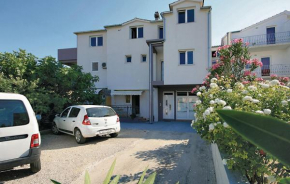 Гостиница Apartmani Jasminka  Водице